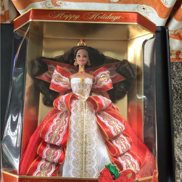 holiday barbie red and gold dress Holiday Barbie 1993 Vintage Hallmark Keepsake Christmas Ornament main image 1